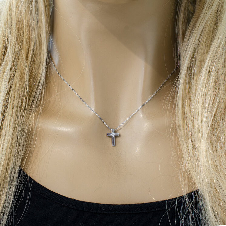 Diamantový náhrdelník krížik LNL343.OD