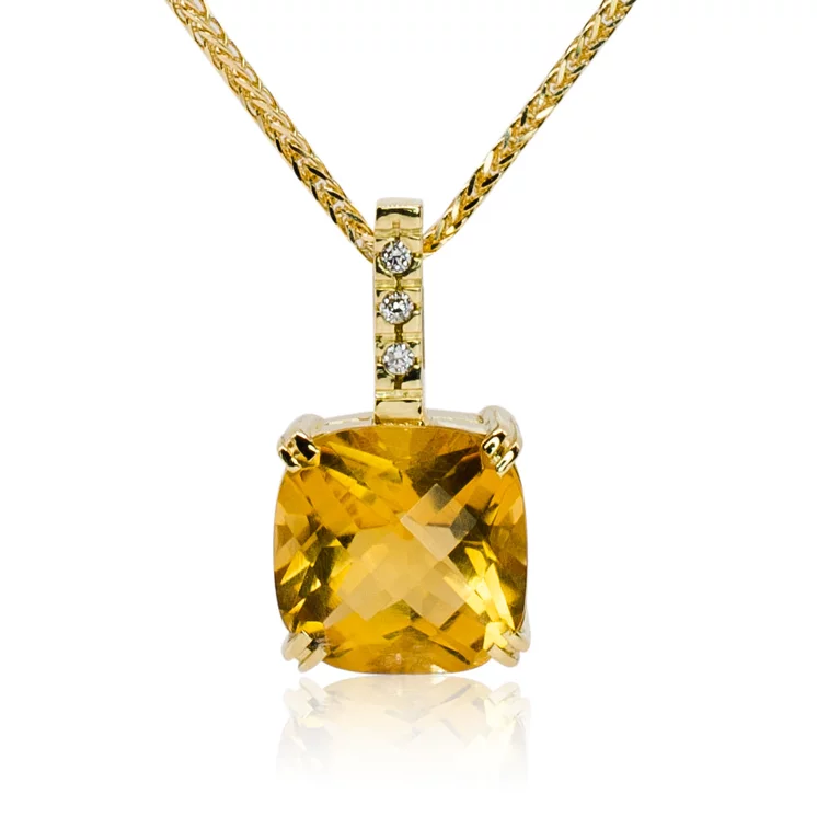 Diamantový prívesok s prírodným Beerquartzom LPE855.KL