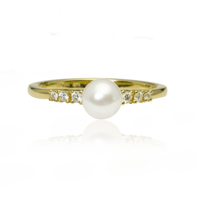 Diamantový prsteň s morskou perlou