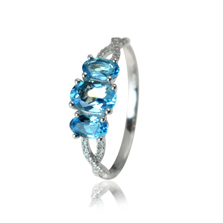 Diamantový prsteň so skyblue topásom Diamantový prsteň so skyblue topásom