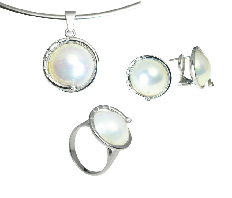 Diamantový set prívesku, náušníc a prsteňa s Mabe morskými perlami
