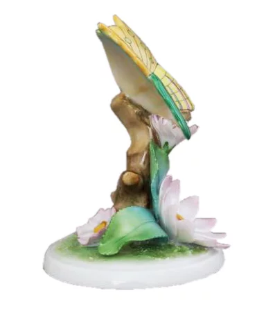 Porcelánová soška motýľa HP133.CDVA Porcelánová soška motýľa HP133.CDVA
