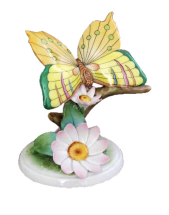 Porcelánová soška motýľa HP133.CDVA