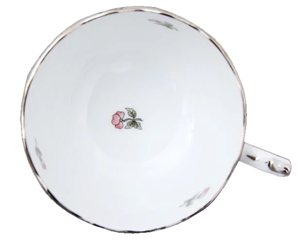 Šálka s podšálkou vzor Queen Victoria Platinum HP122.VBOGX1PT Šálka s podšálkou vzor Queen Victoria Platinum HP122.VBOGX1PT
