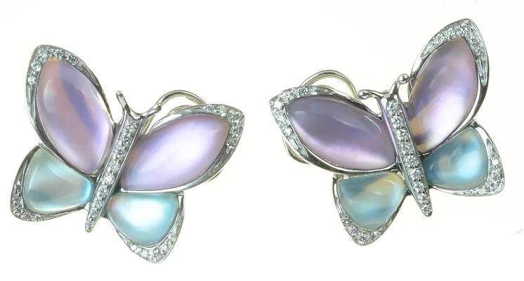 Zlaté náušnice Moraglione 1922 s ametystom, london blue topásom, perleťou a diamantmi Zlaté náušnice Moraglione 1922 s ametystom, london blue topásom, perleťou a diamantmi