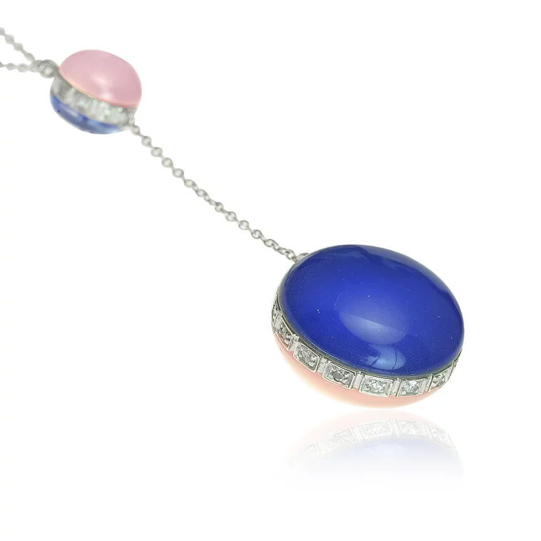 Zlatý náhrdelník Moraglione 1922 s lapis lazuli, horským krištáľom, perleťou, ruženínom a diamantmi Zlatý náhrdelník Moraglione 1922 s lapis lazuli, horským krištáľom, perleťou, ruženínom a diamantmi