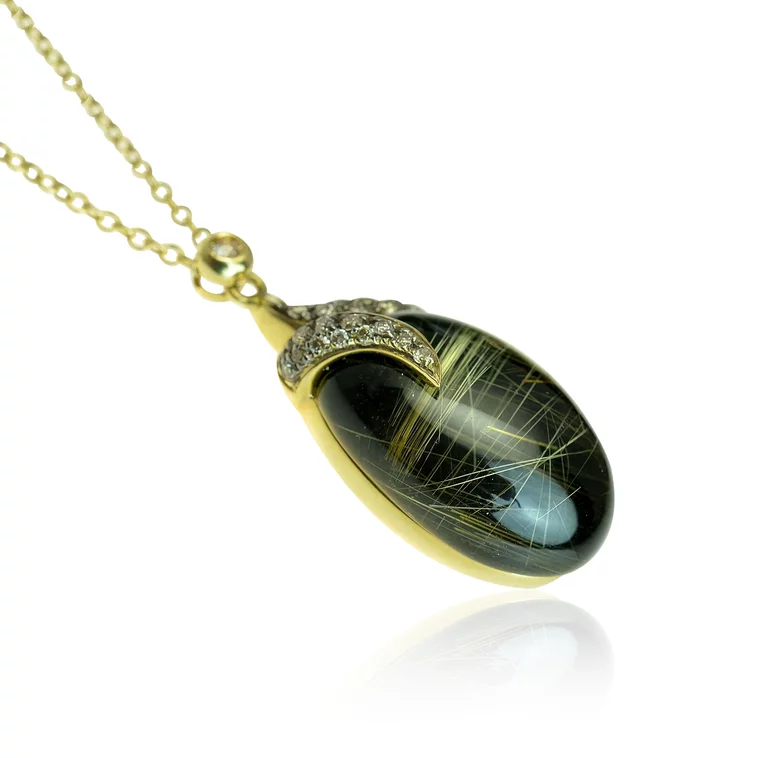 Zlatý náhrdelník Moraglione 1922 s ónyxom, rutile quartzom a diamantmi Zlatý náhrdelník Moraglione 1922 s ónyxom, rutile quartzom a diamantmi