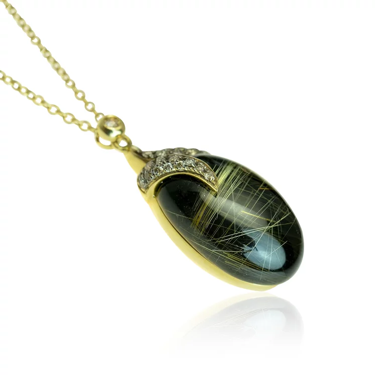Zlatý náhrdelník Moraglione 1922 s ónyxom, rutile quartzom a diamantmi Zlatý náhrdelník Moraglione 1922 s ónyxom, rutile quartzom a diamantmi