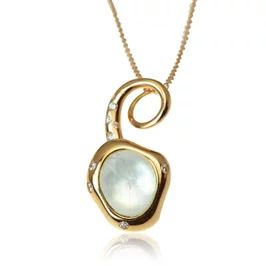 Zlatý náhrdelník Moraglione 1922 s rutile quartzom, prírodnou perleťou a diamantmi Zlatý náhrdelník Moraglione 1922 s rutile quartzom, prírodnou perleťou a diamantmi