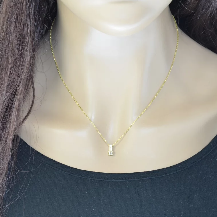 Zlatý prívesok s diamantmi Hailee Zlatý prívesok s diamantmi Hailee