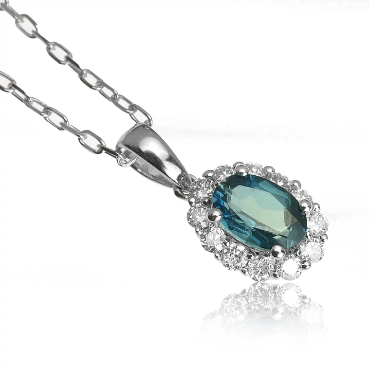 Zlatý prívesok s london blue topásom a diamantmi Zlatý prívesok s london blue topásom a diamantmi