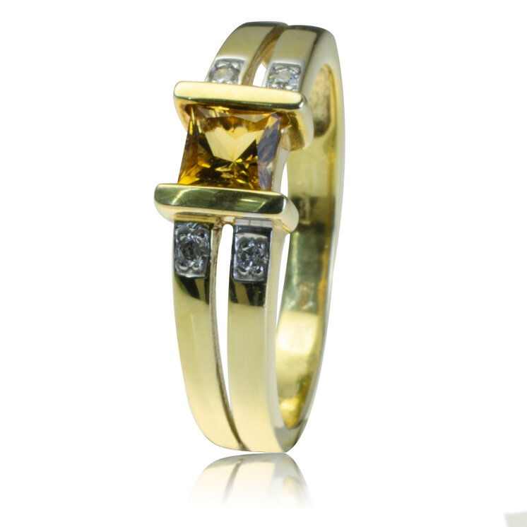 Zlatý prsteň s citrínom a diamantmi