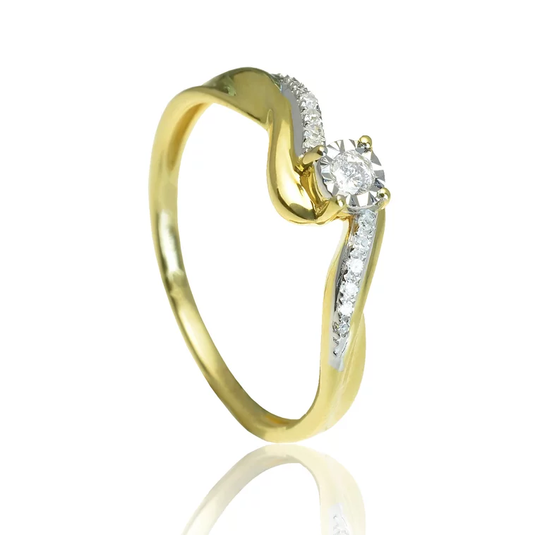 Zlatý prsteň s diamantmi Zlatý prsteň s diamantmi