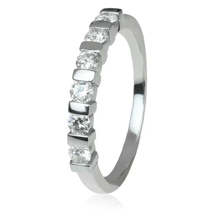 Zlatý prsteň s diamantmi Zlatý prsteň s diamantmi