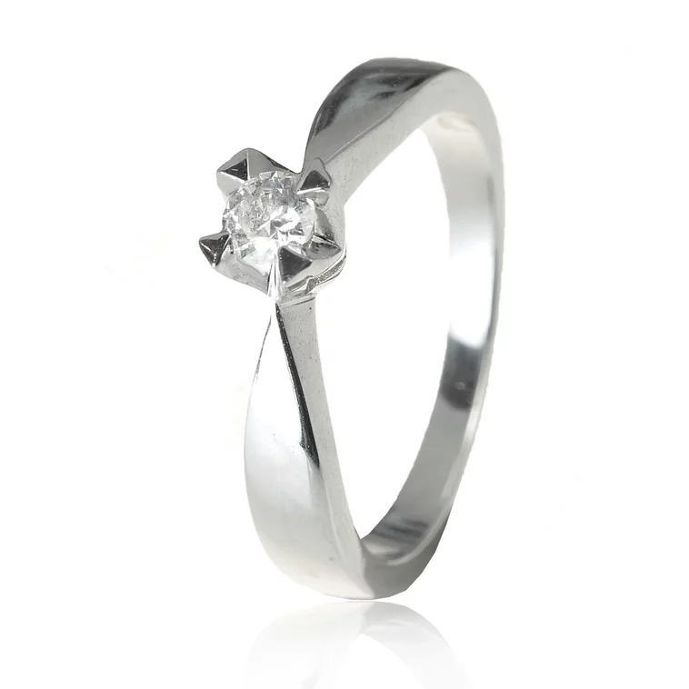 Zlatý prsteň s diamantom Zlatý prsteň s diamantom