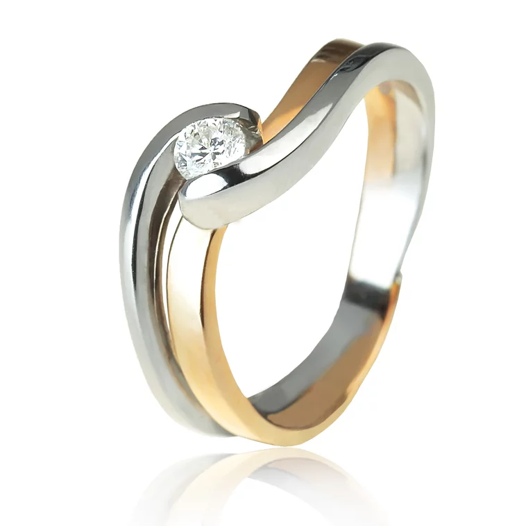 Zlatý prsteň s diamantom Zlatý prsteň s diamantom