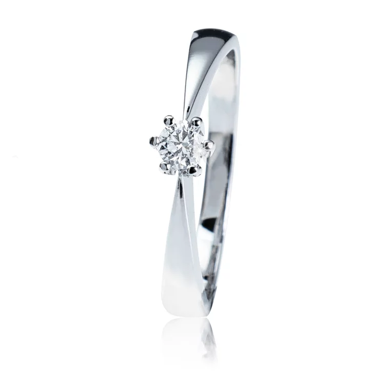 Zlatý prsteň s diamantom Zlatý prsteň s diamantom