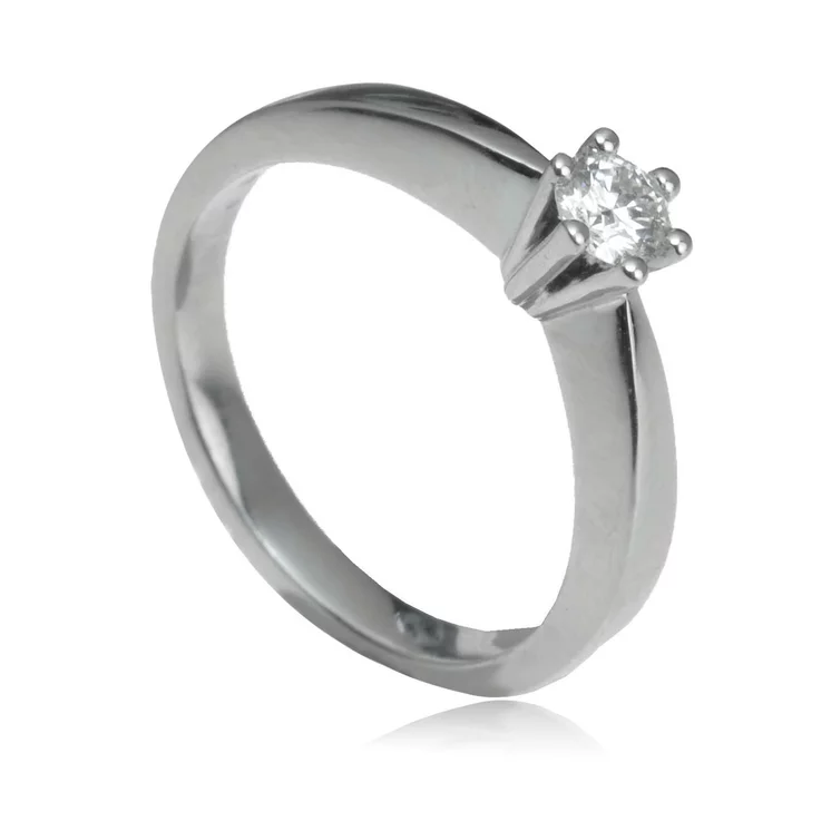 Zlatý prsteň s diamantom Zlatý prsteň s diamantom