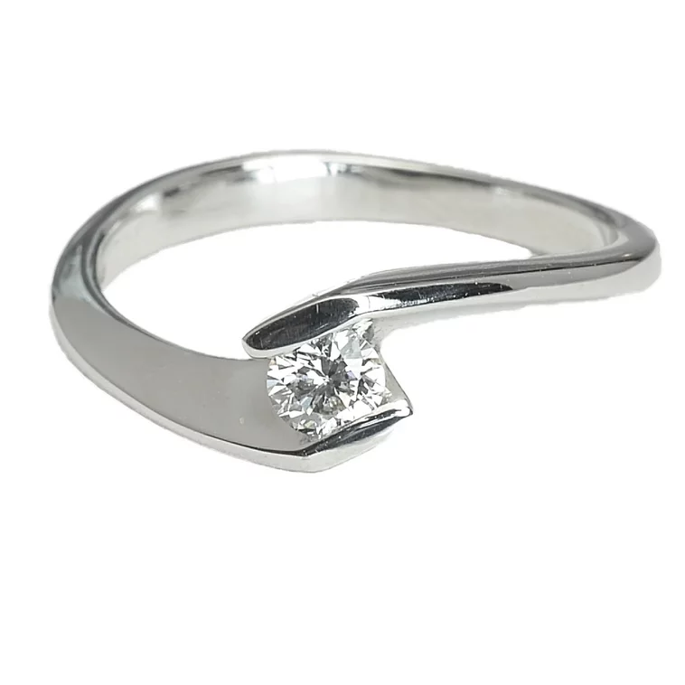 Zlatý prsteň s diamantom Zlatý prsteň s diamantom