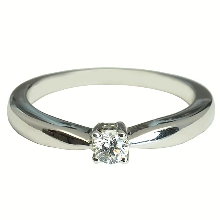 Zlatý prsteň s diamantom Zlatý prsteň s diamantom