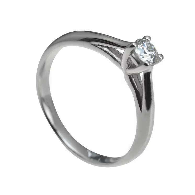 Zlatý prsteň s diamantom Zlatý prsteň s diamantom