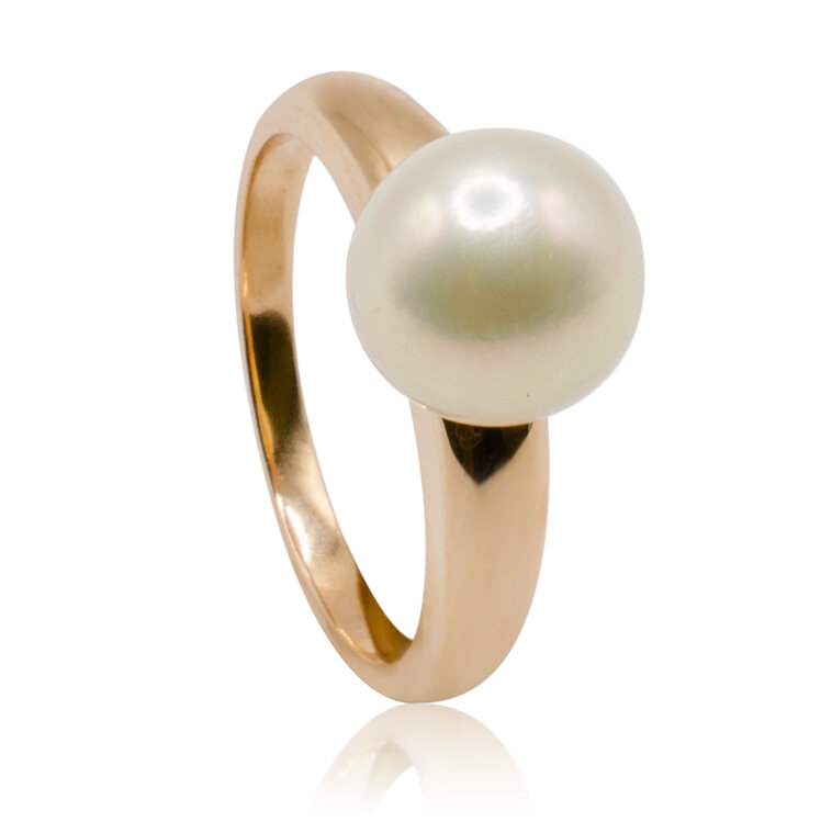 Zlatý prsteň s morskou perlou