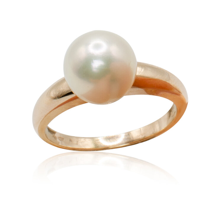 Zlatý prsteň s morskou perlou