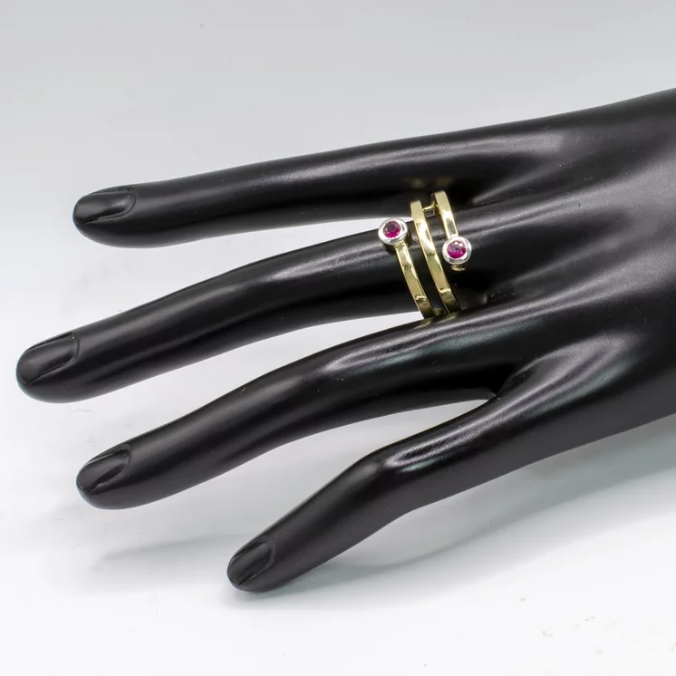 Zlatý prsteň s rubínmi LRG727.WS Zlatý prsteň s rubínmi LRG727.WS